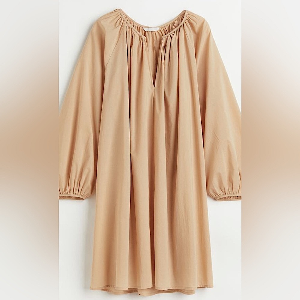 Cotton A-line Dress. V-neck. Balloon Sleeve. Raglan Sleeve. Color: Beige. H&M.